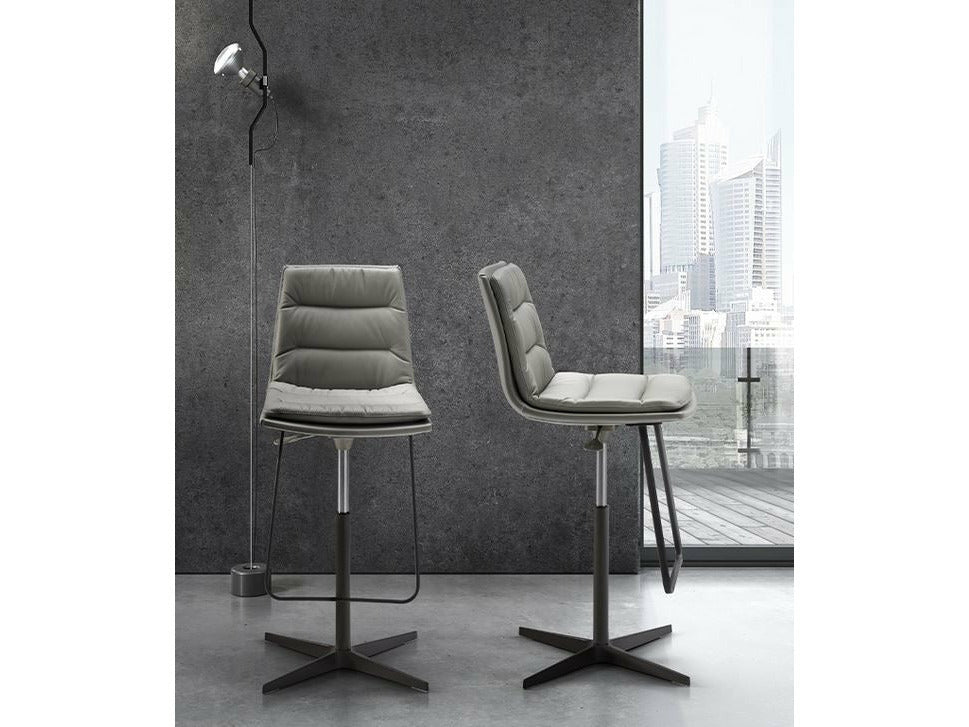 LADY STOOL 4 WAYS
